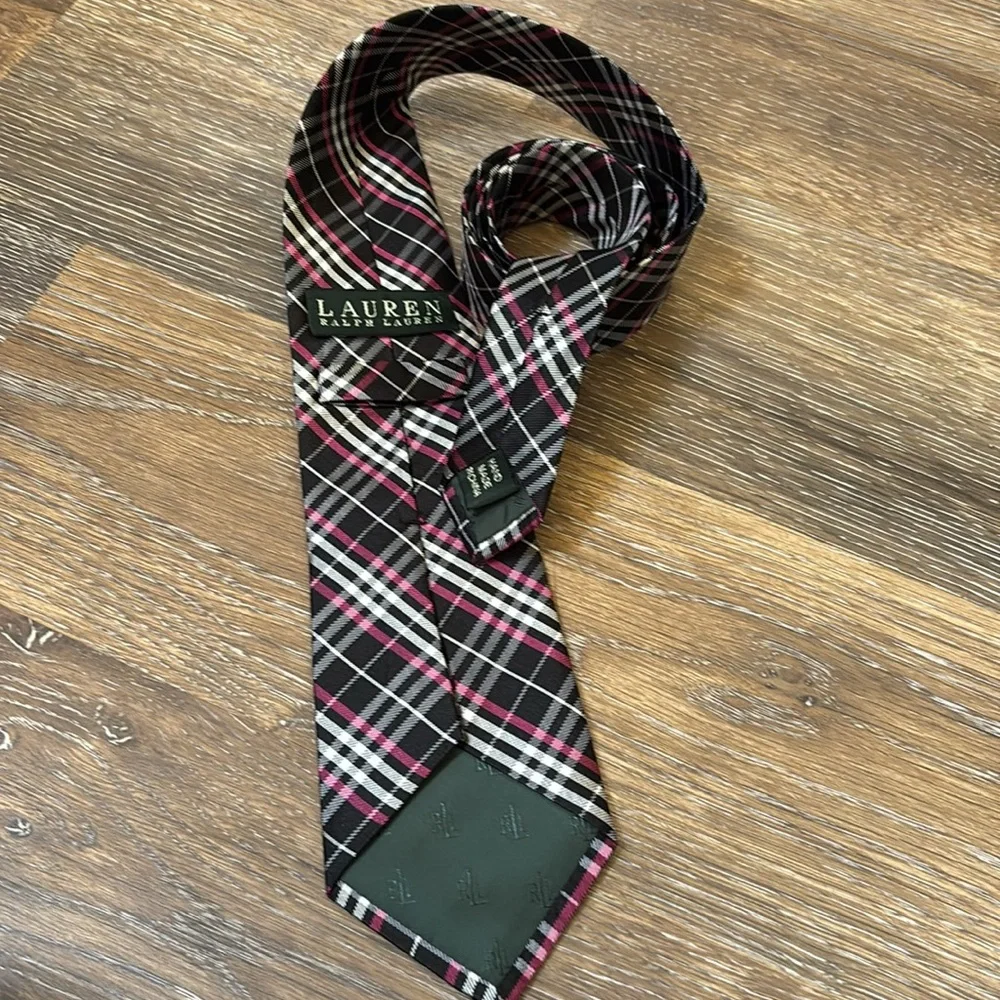 Ralph Lauren men’s tie black pink and white plaid